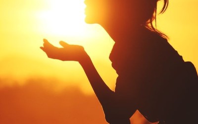 Using the sun’s energy to heal the body